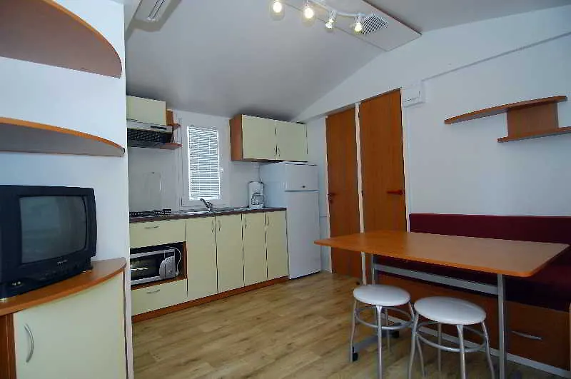 Zaton Holiday Resort Mobile Homes Nin