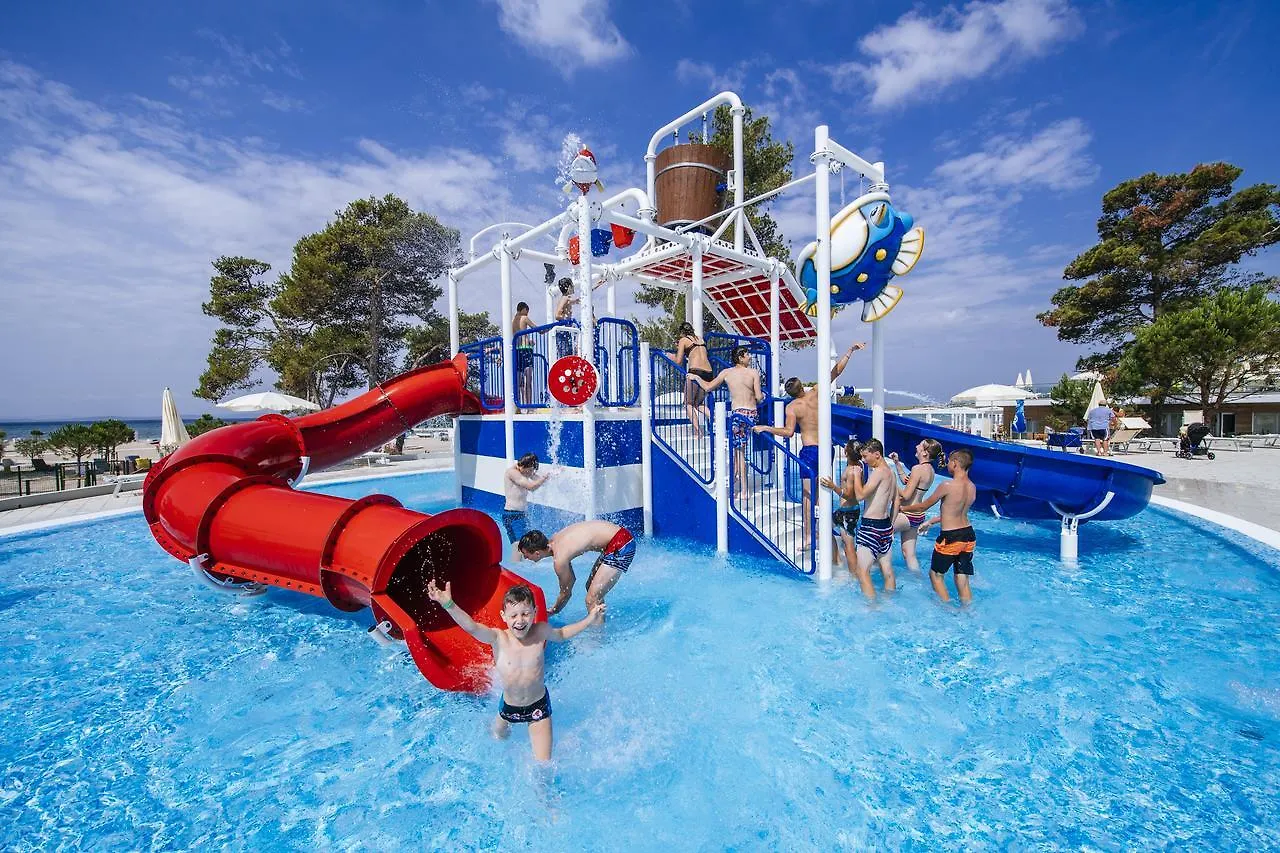 Zaton Holiday Resort Mobile Homes Nin