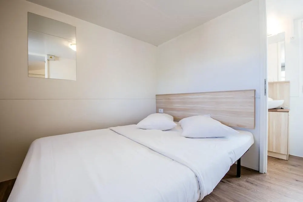Zaton Holiday Resort Mobile Homes Нин 2*,  Хорватия