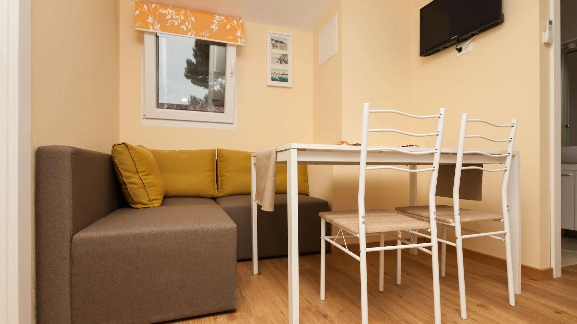 Zaton Holiday Resort Mobile Homes Нин 2*,  Хорватия